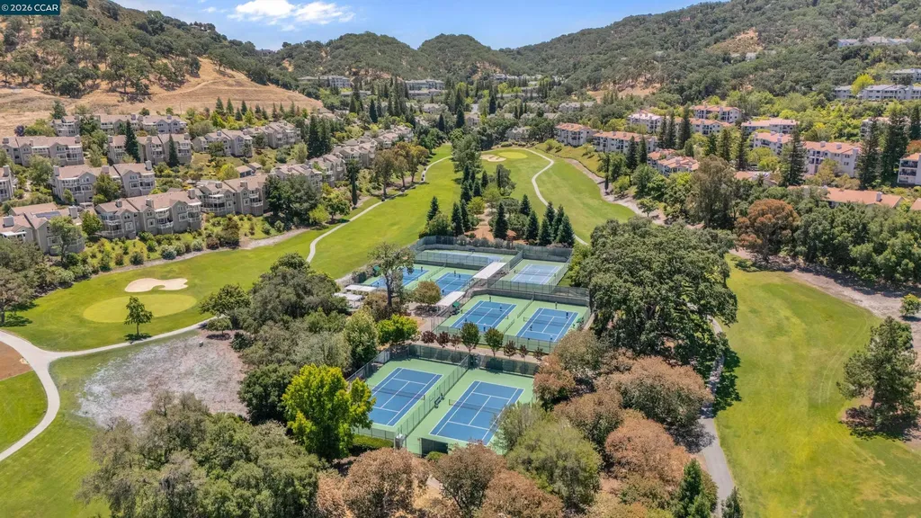 1549 Oakmont Walnut Creek CA 94595