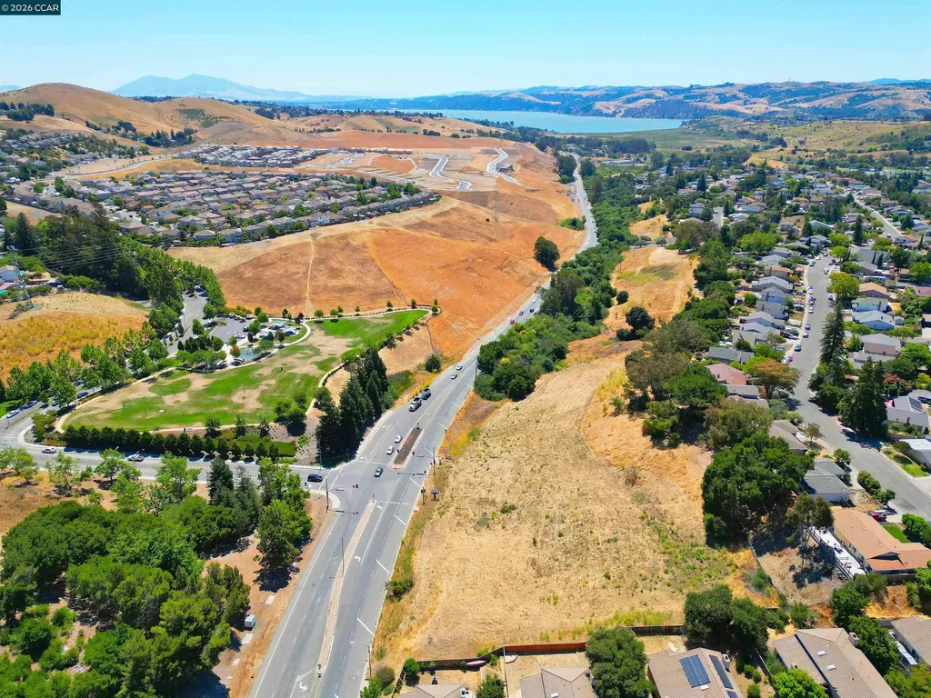 1025 Columbus Parkway Vallejo CA 94591