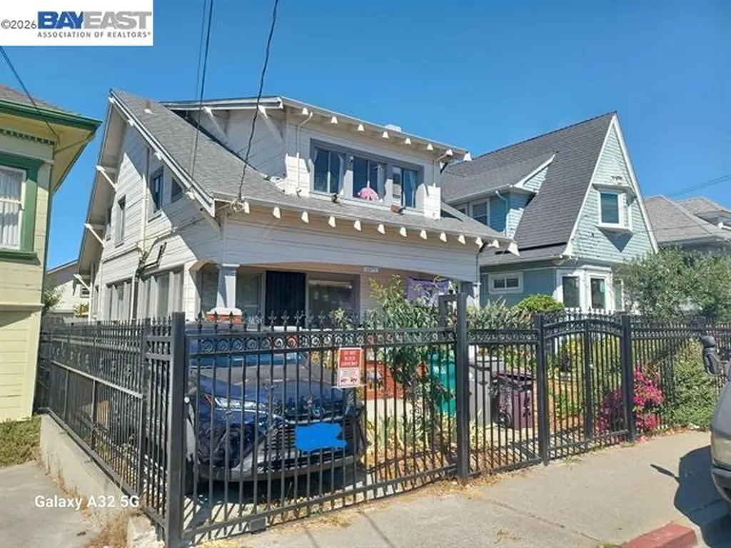 3873 West Street Oakland CA 94608