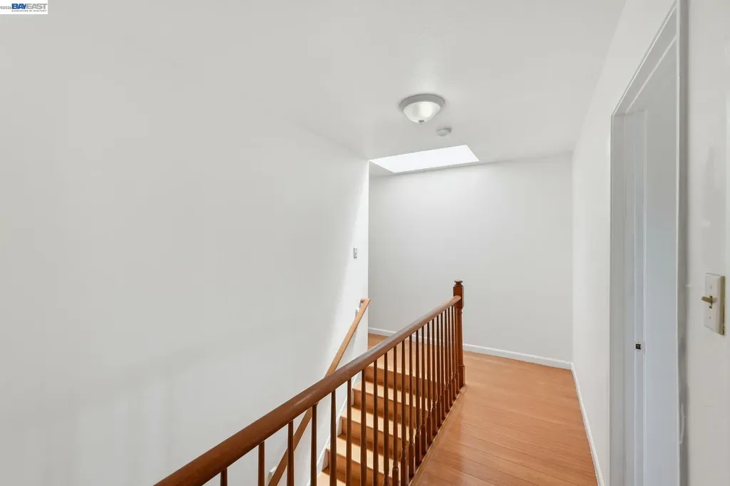 438 Leland Avenue San Francisco CA 94134