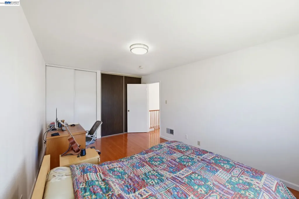 438 Leland Avenue San Francisco CA 94134