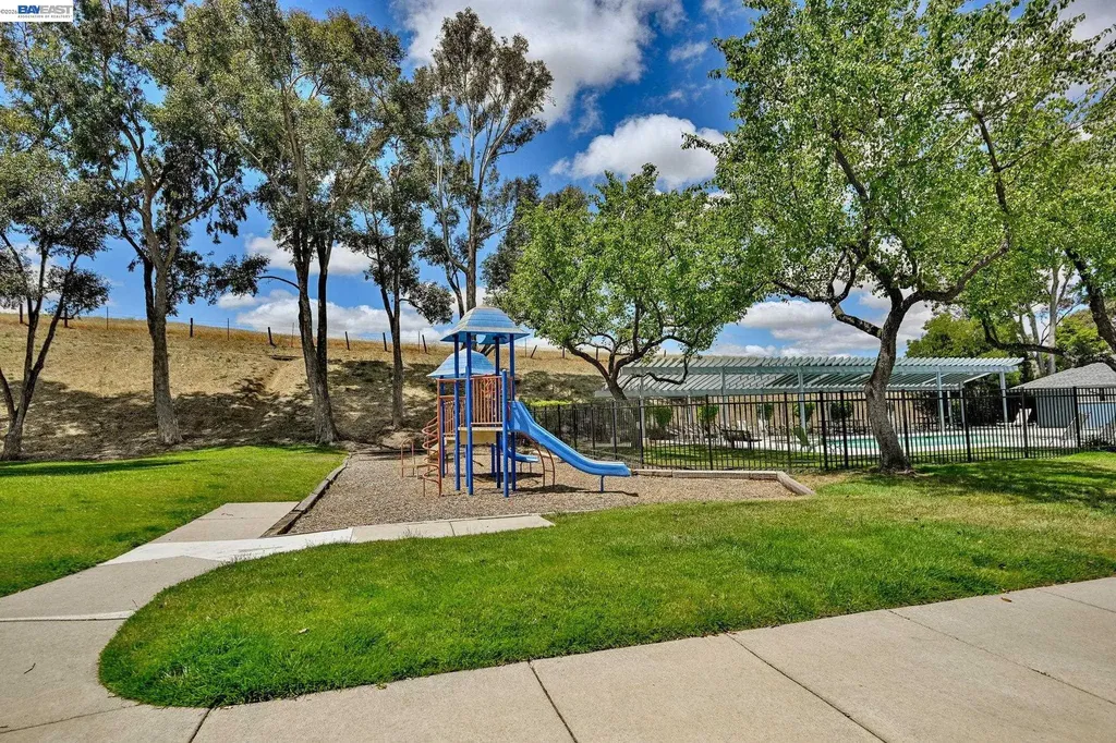 1202 Spring Valley Common Livermore CA 94551
