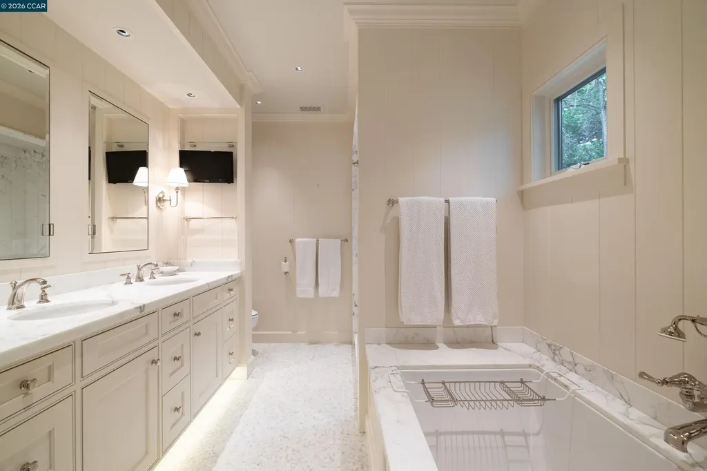 3937 Happy Valley Road Lafayette CA 94549