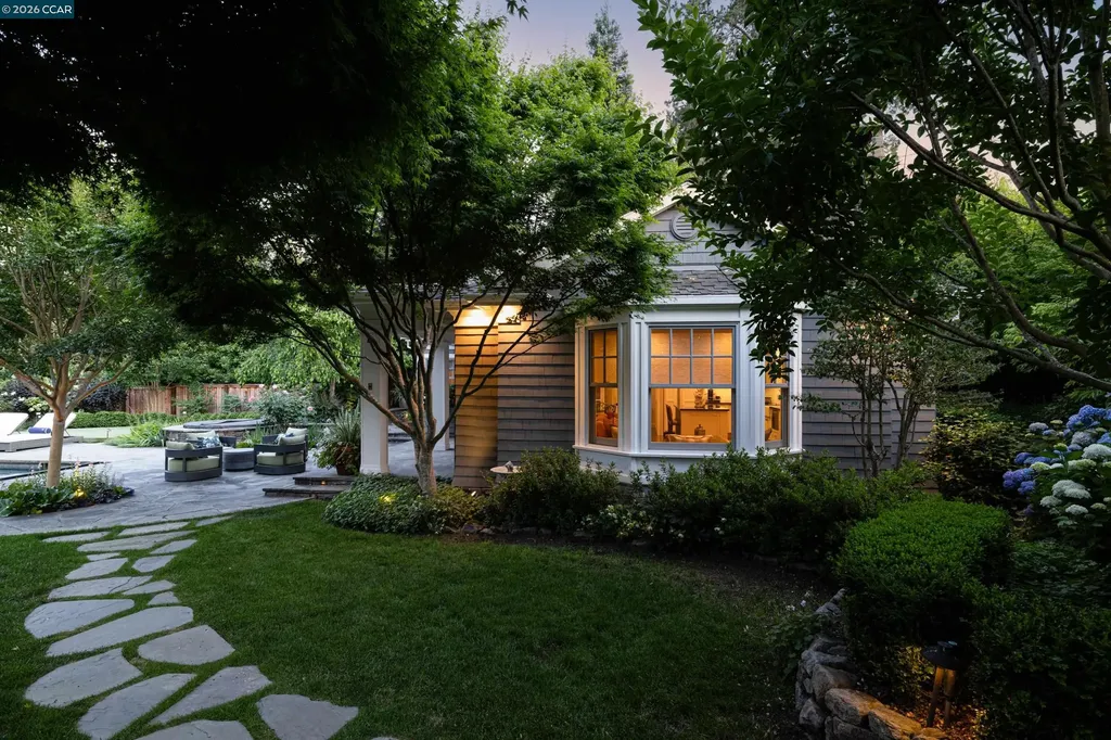 3937 Happy Valley Road Lafayette CA 94549