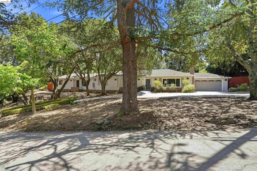 4500 Oak Hill Road Oakland CA 94605
