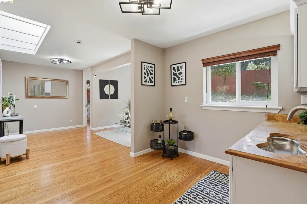 4500 Oak Hill Road Oakland CA 94605