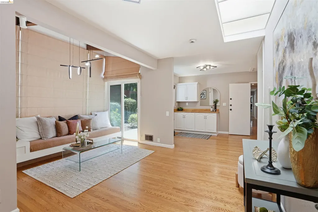 4500 Oak Hill Road Oakland CA 94605