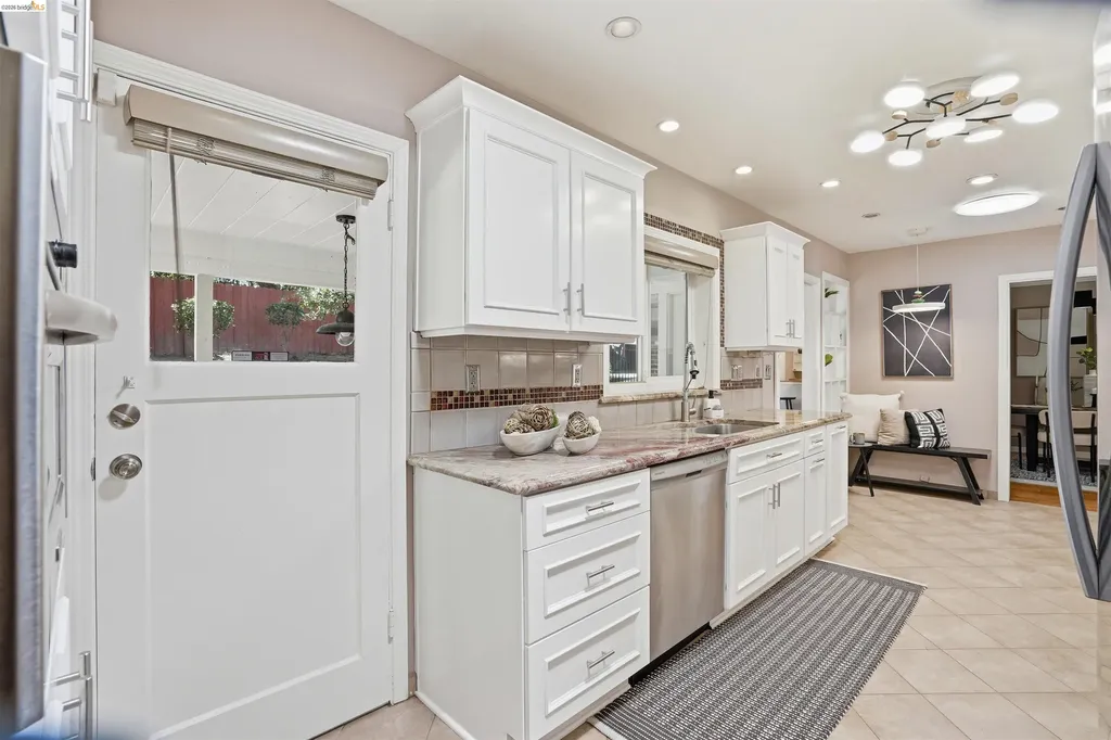 4500 Oak Hill Road Oakland CA 94605