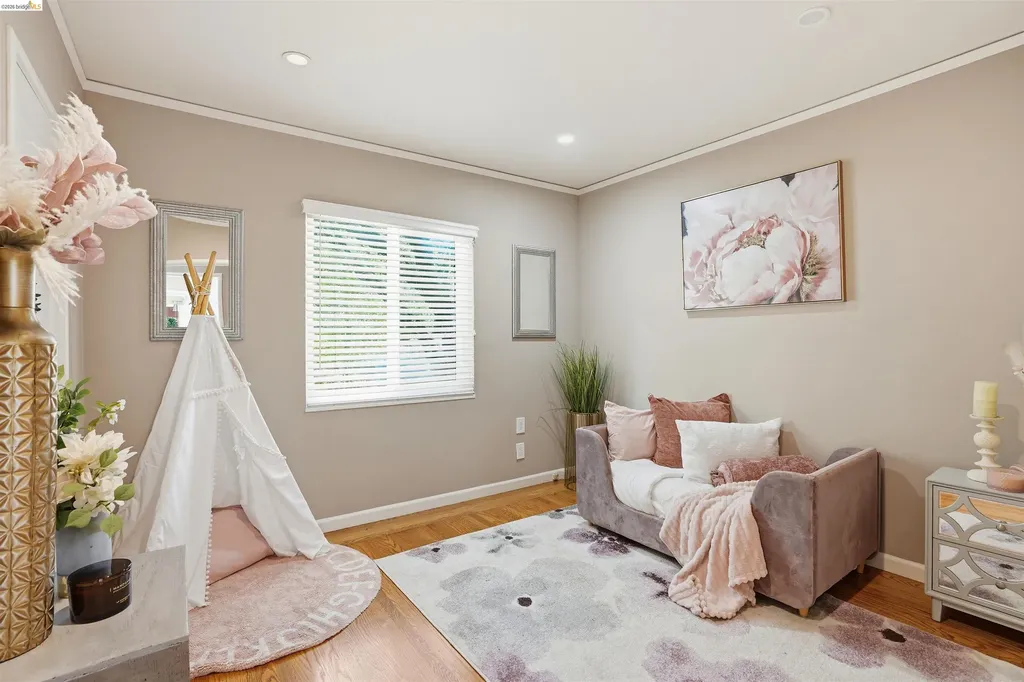 4500 Oak Hill Road Oakland CA 94605