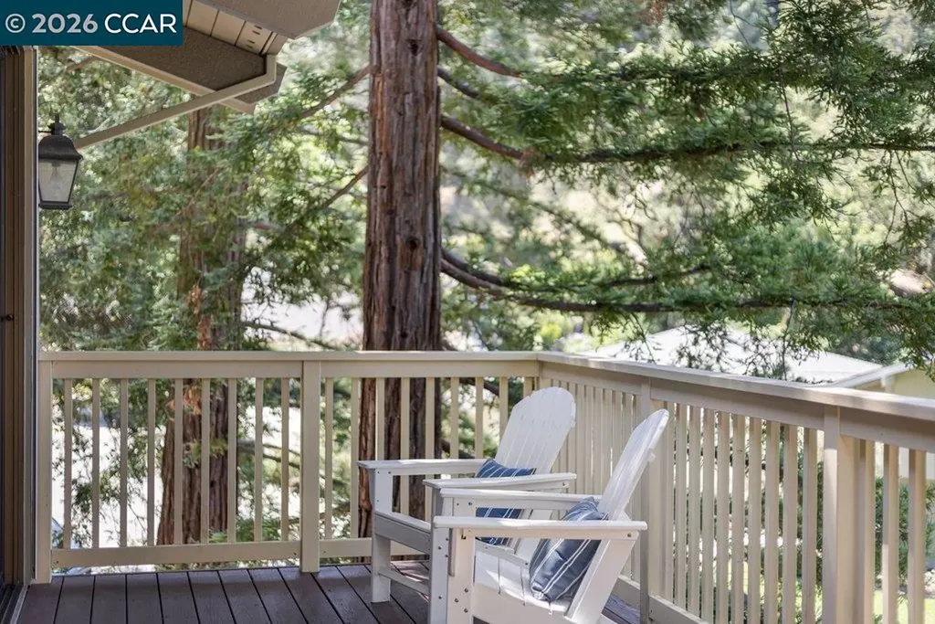 50 Altarinda Drive Orinda CA 94563