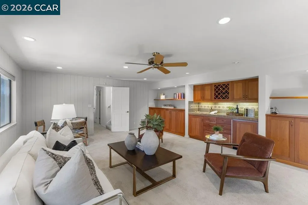 50 Altarinda Drive Orinda CA 94563