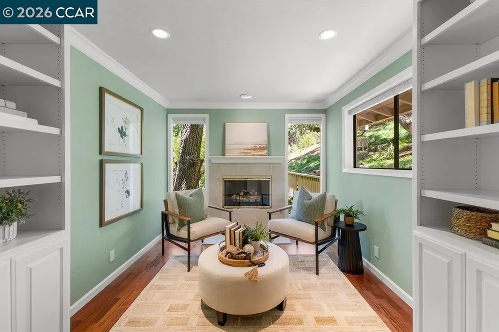50 Altarinda Drive Orinda CA 94563