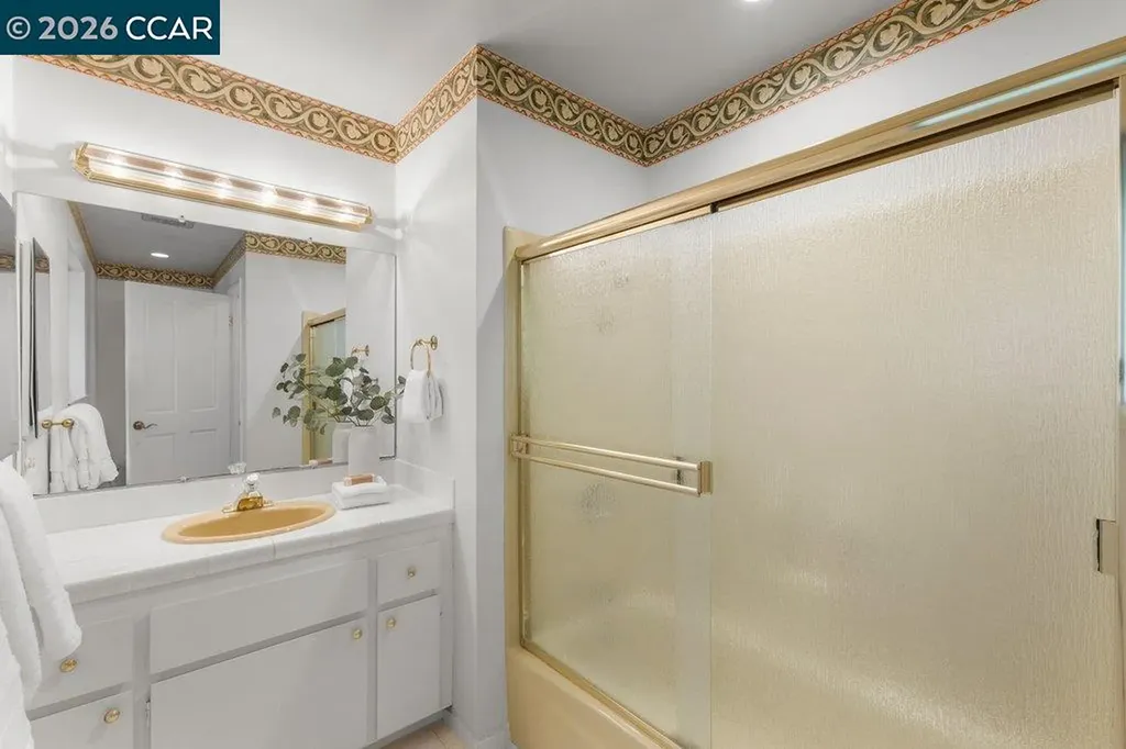 50 Altarinda Drive Orinda CA 94563