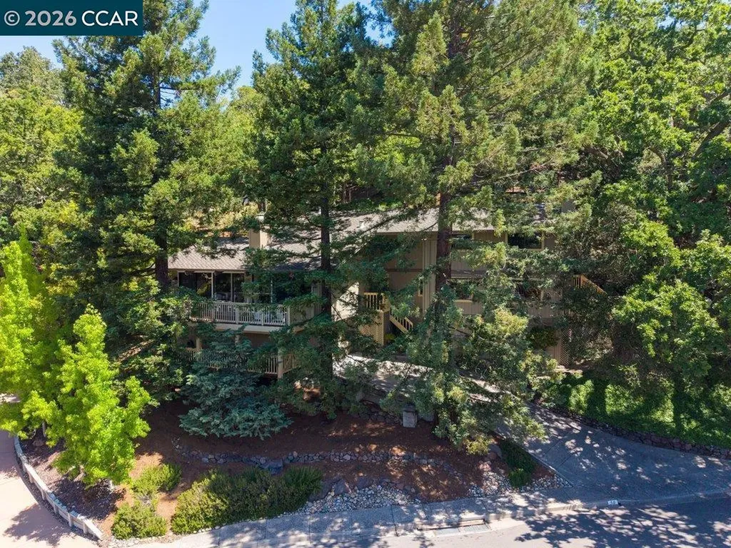 50 Altarinda Drive Orinda CA 94563