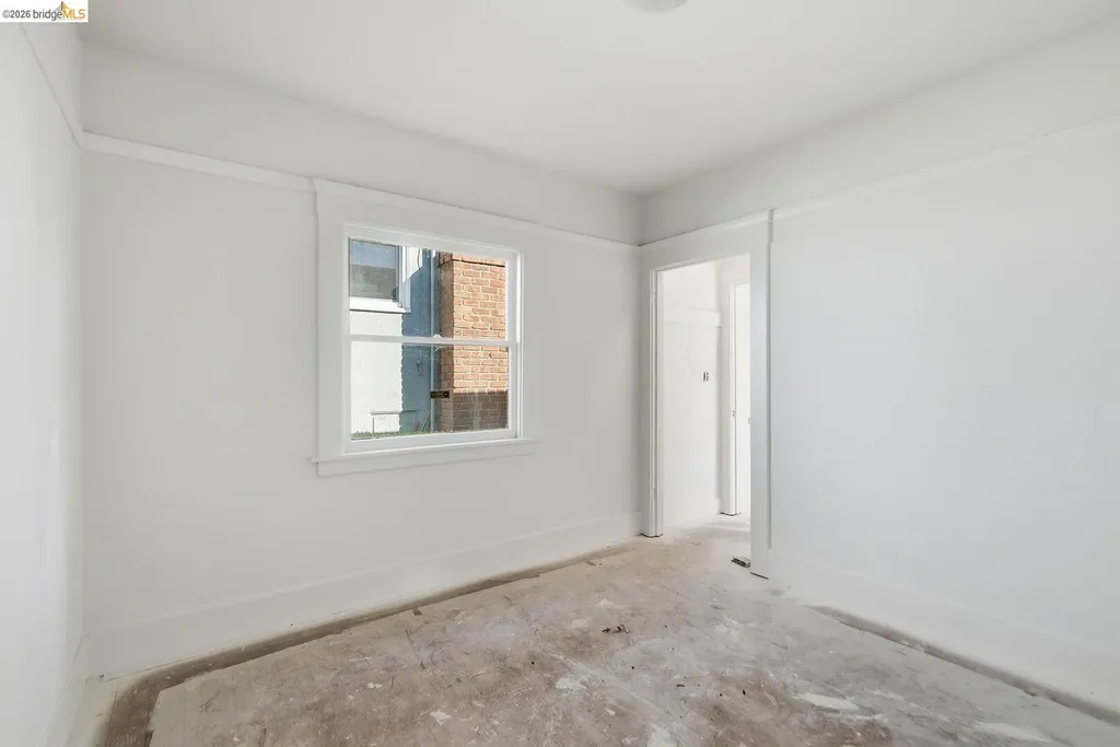 5320 El Camile Avenue Oakland CA 94619