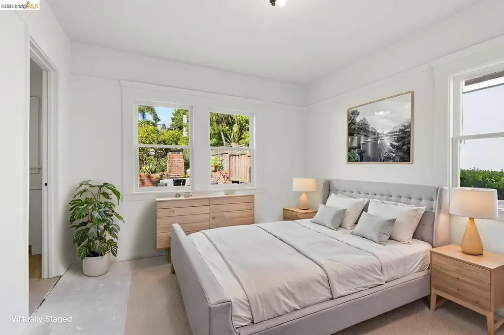 5320 El Camile Avenue Oakland CA 94619