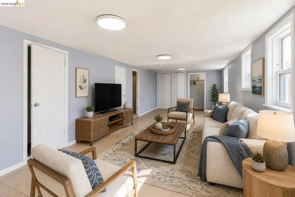 5320 El Camile Avenue Oakland CA 94619