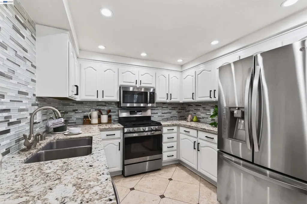 7483 Stonedale Drive Pleasanton CA 94588