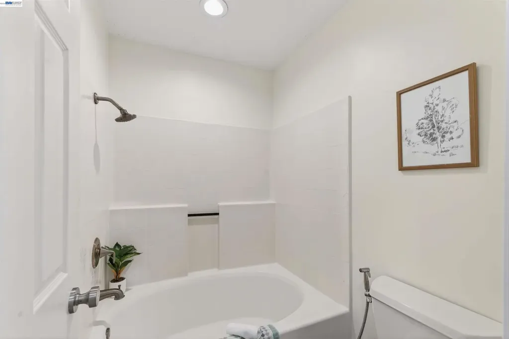 7483 Stonedale Drive Pleasanton CA 94588