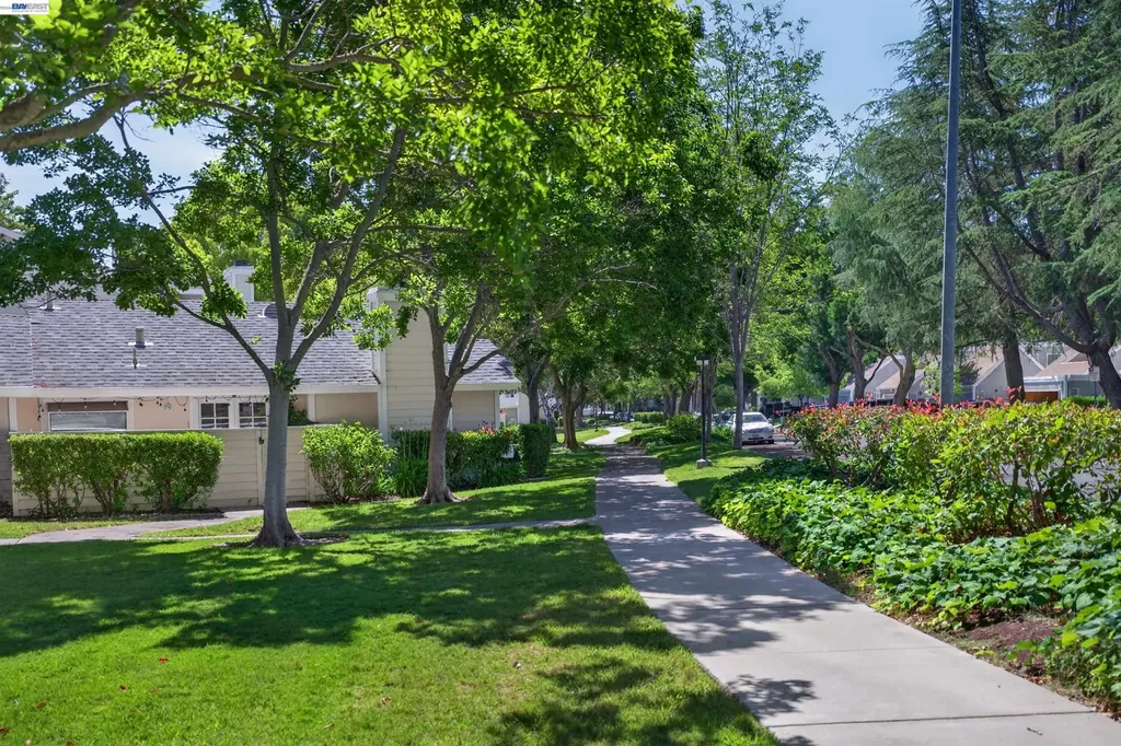 7483 Stonedale Drive Pleasanton CA 94588