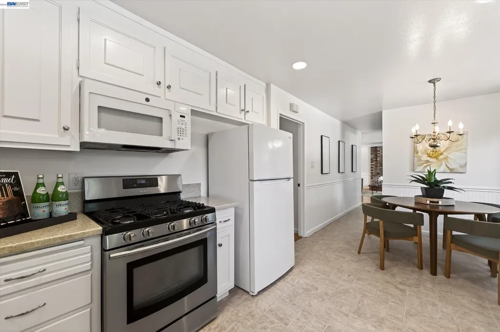 1719 Baywood Court Pleasanton CA 94566