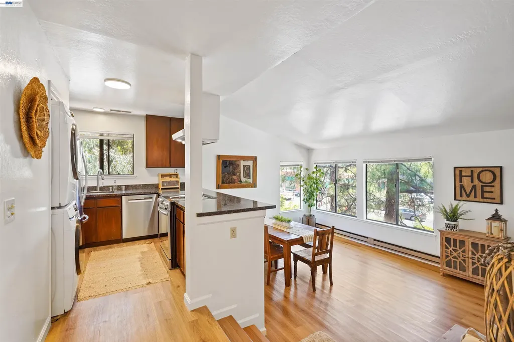 3501 35th Avenue Oakland CA 94619