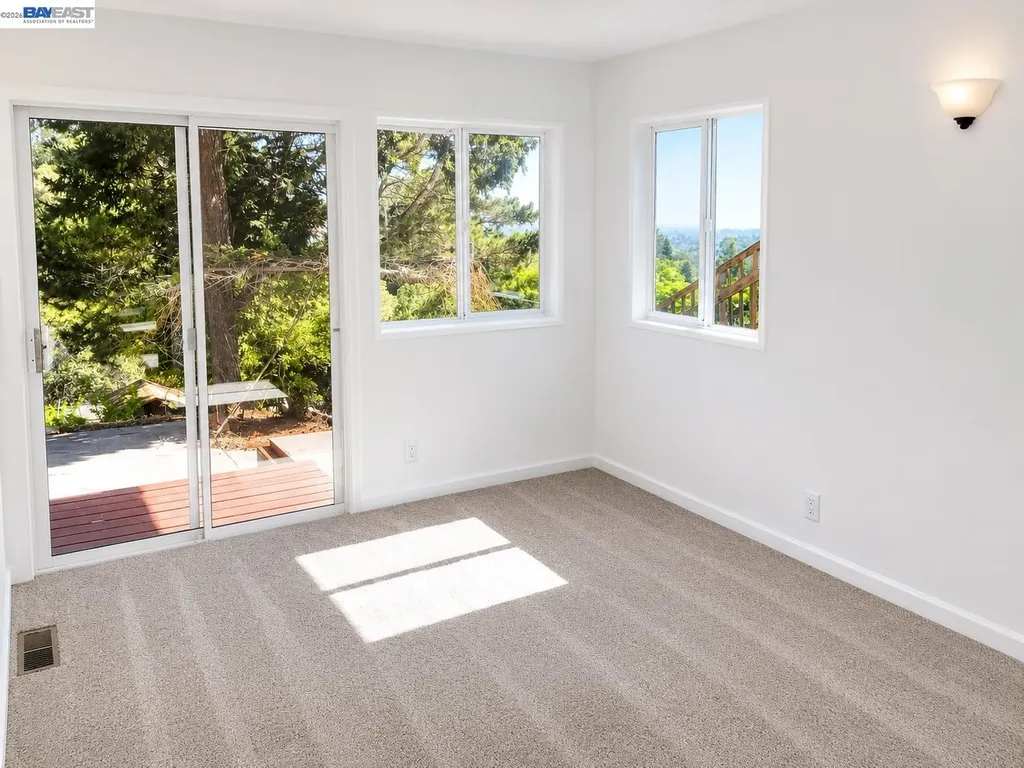 1210 Highland Boulevard Hayward CA 94542