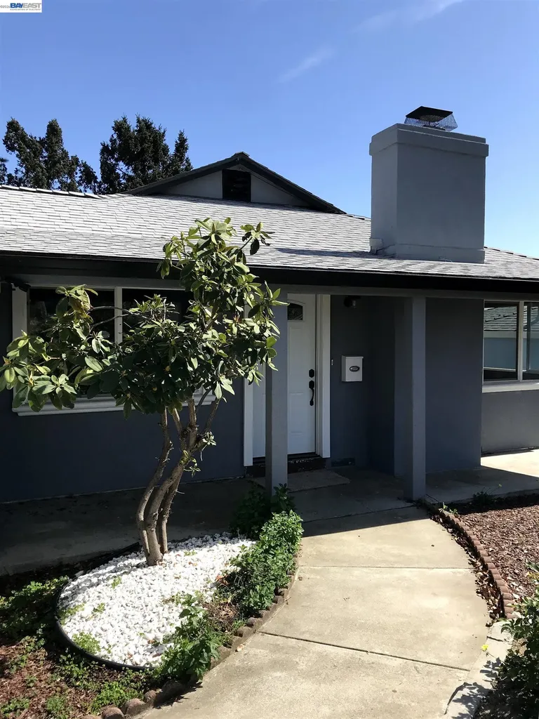 1210 Highland Boulevard Hayward CA 94542