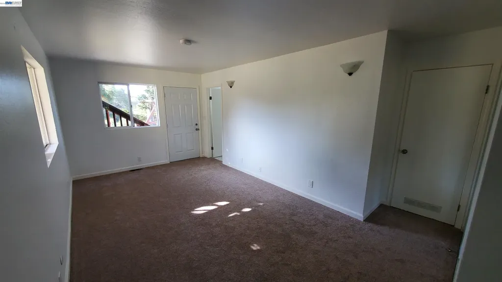 1210 Highland Boulevard Hayward CA 94542
