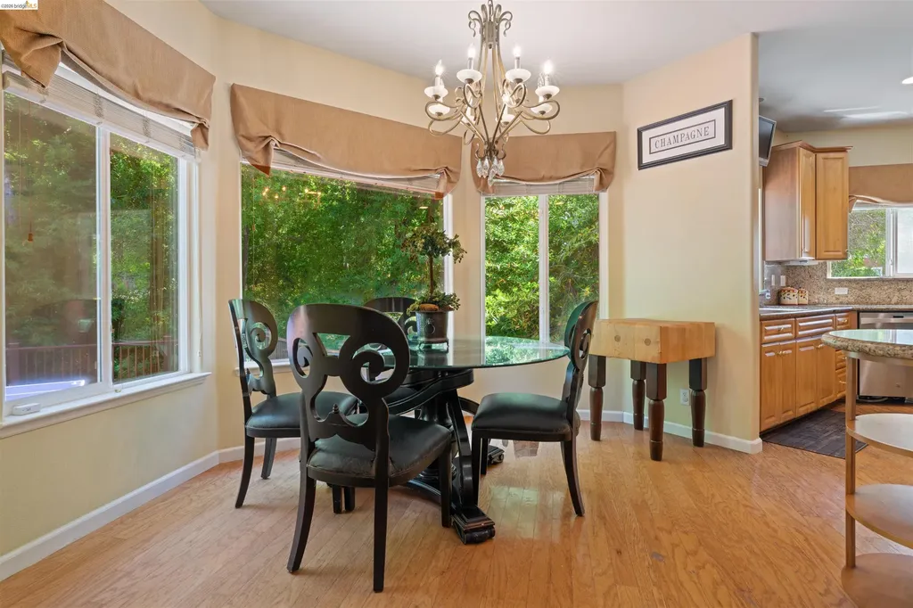 628 Stanley Lane El Sobrante CA 94803