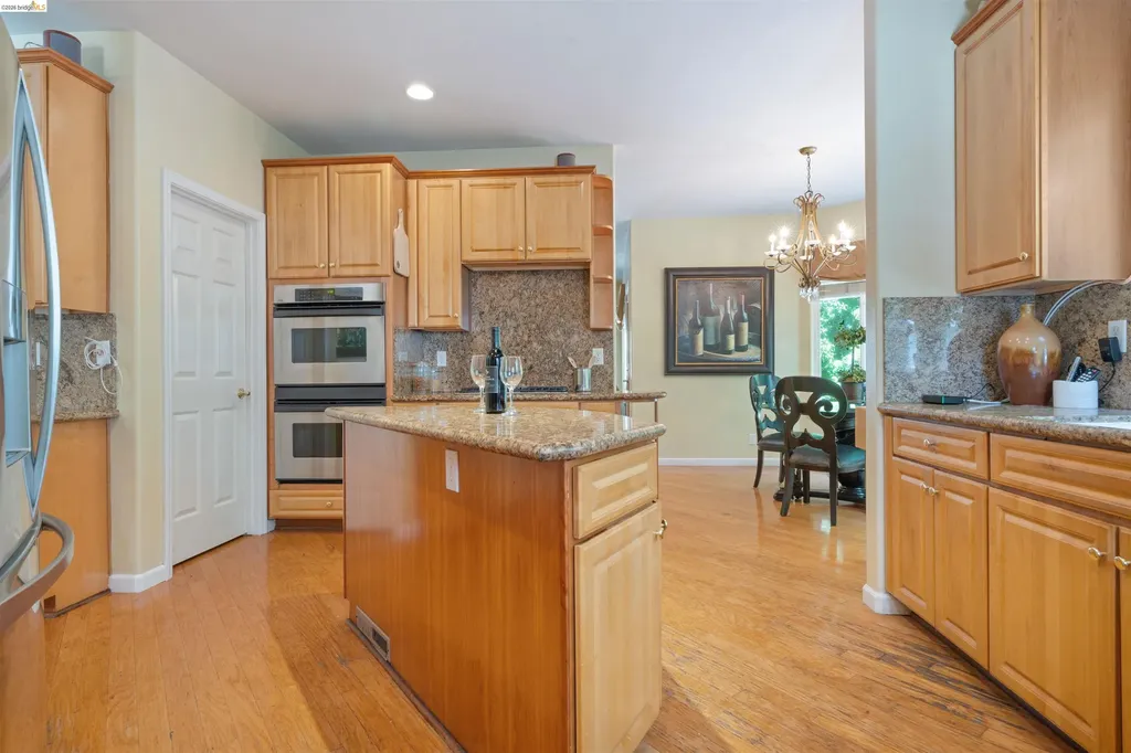 628 Stanley Lane El Sobrante CA 94803