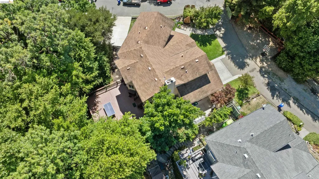 628 Stanley Lane El Sobrante CA 94803