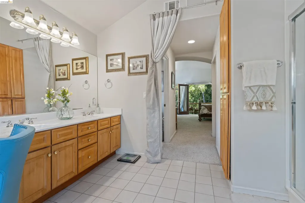 628 Stanley Lane El Sobrante CA 94803