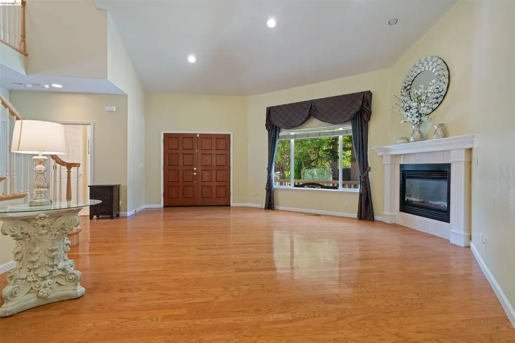 628 Stanley Lane El Sobrante CA 94803