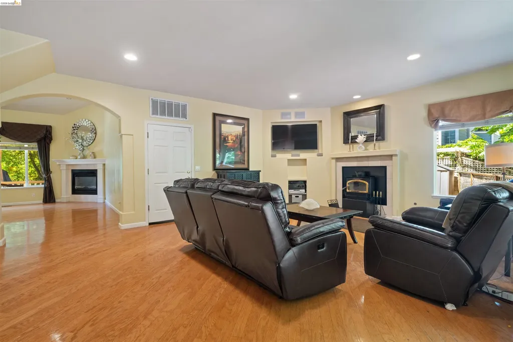 628 Stanley Lane El Sobrante CA 94803