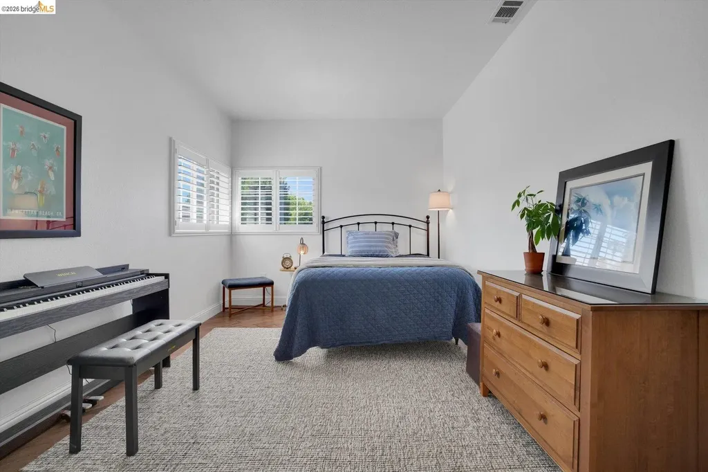 5530 Edgeview Drive Discovery Bay CA 94505