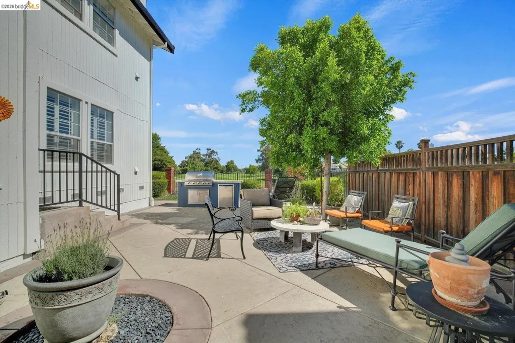 5530 Edgeview Drive Discovery Bay CA 94505