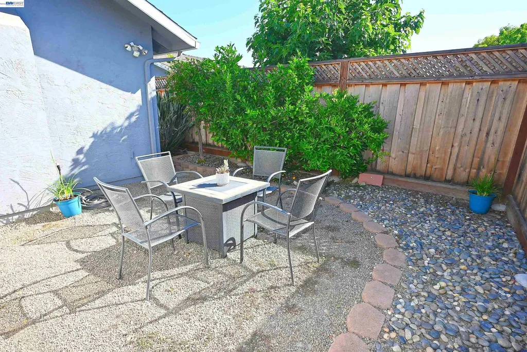 749 Moraga Drive Livermore CA 94550