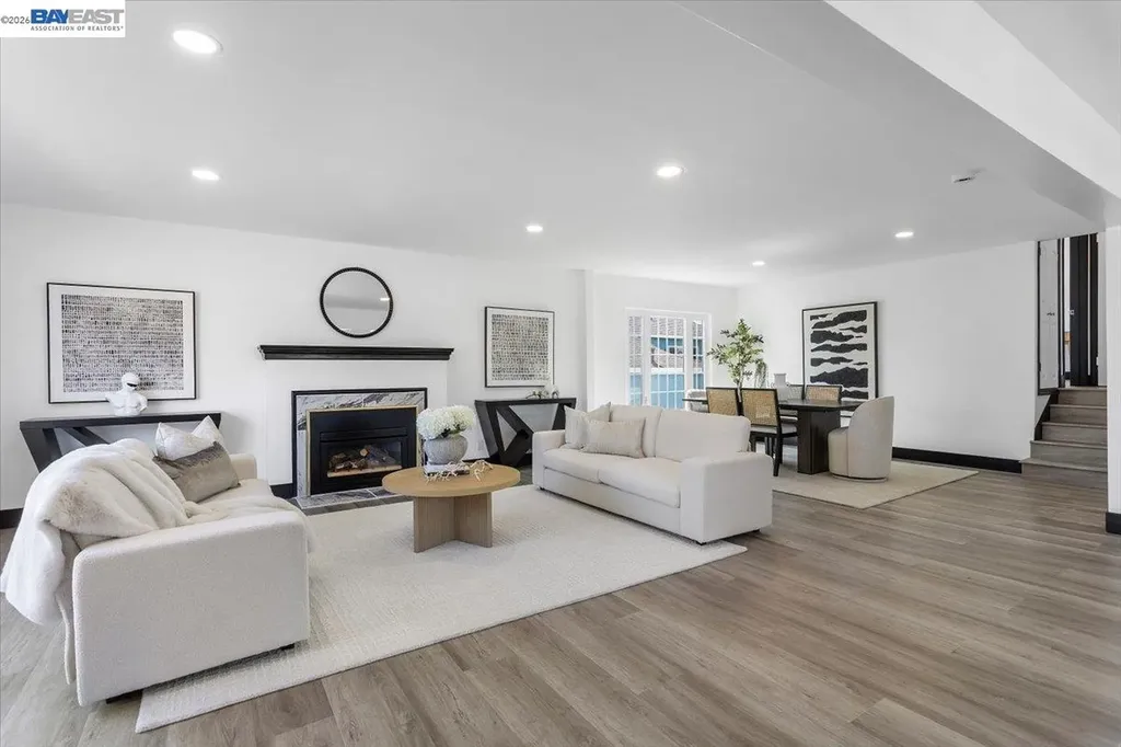 5301 Brann Street Oakland CA 94619