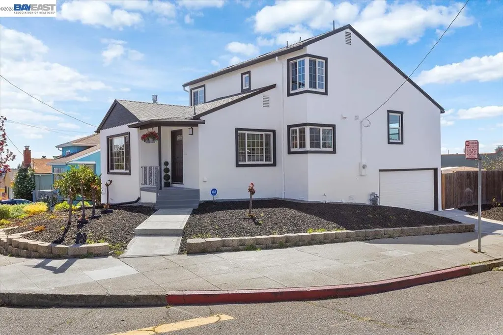 5301 Brann Street Oakland CA 94619