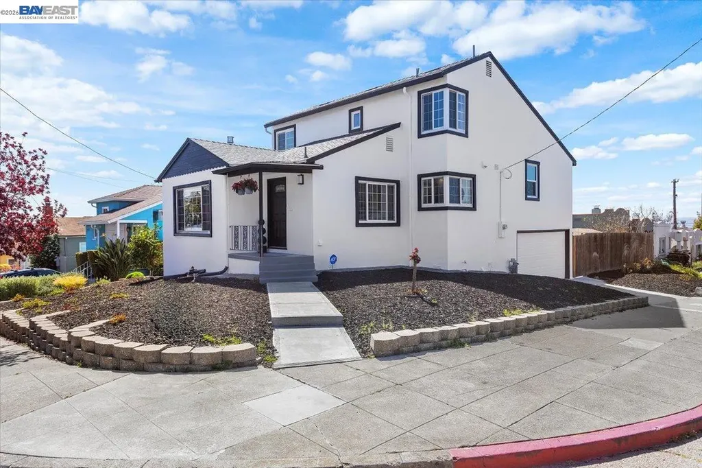 5301 Brann Street Oakland CA 94619