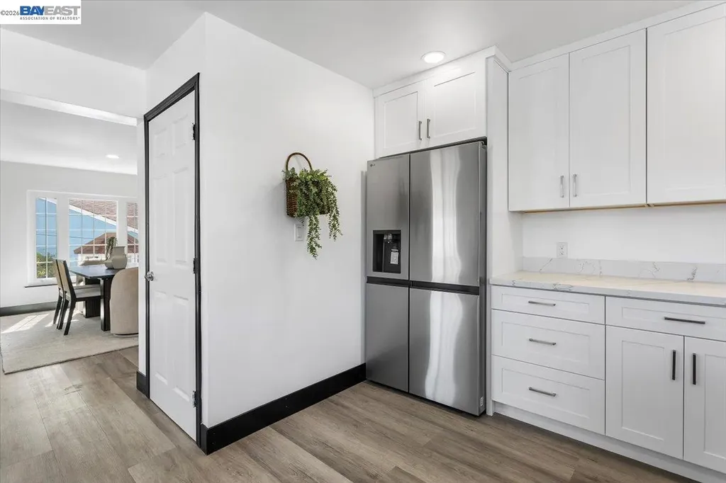 5301 Brann Street Oakland CA 94619