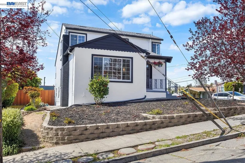 5301 Brann Street Oakland CA 94619