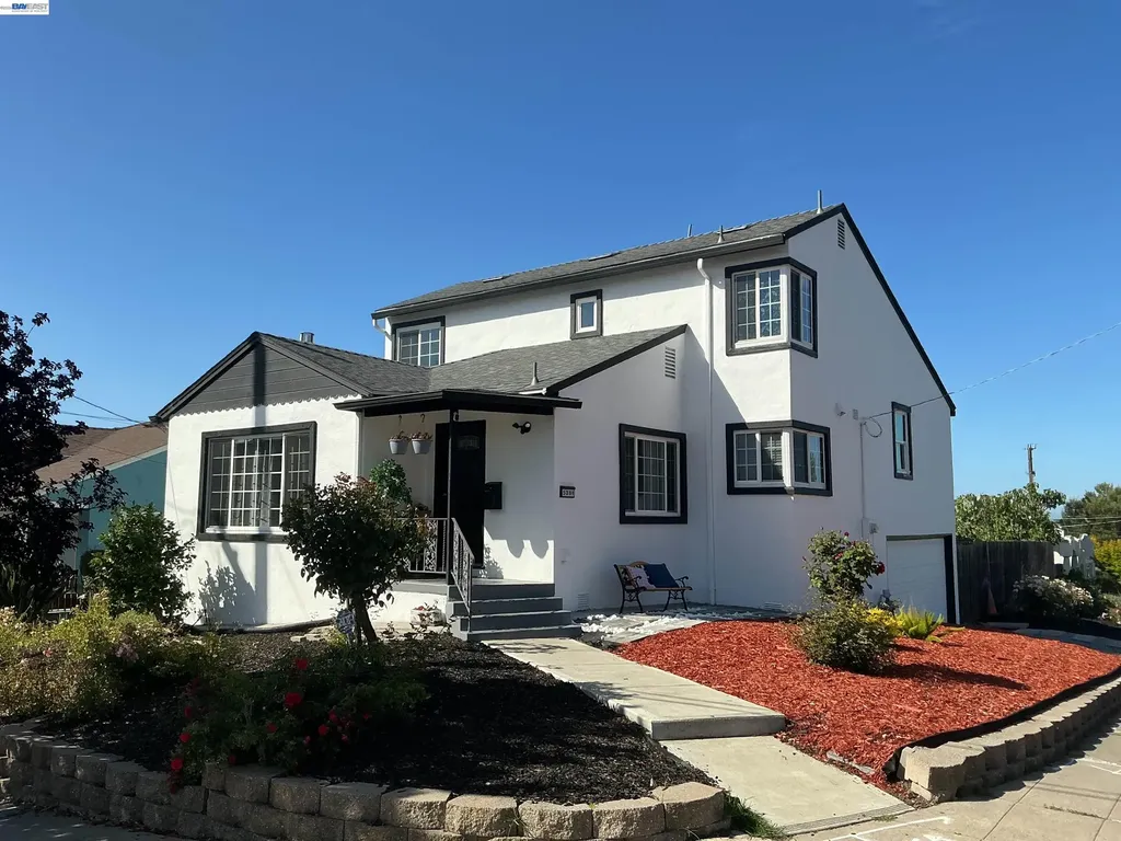 5301 Brann Street Oakland CA 94619