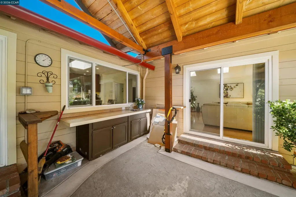 31 Elliot Drive Pleasant Hill CA 94523