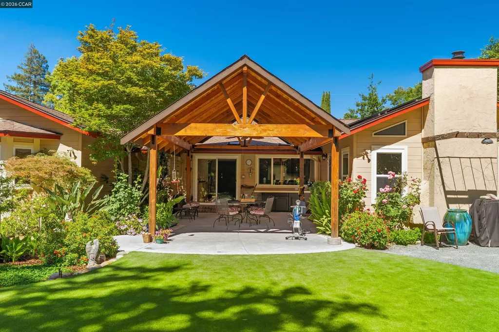 31 Elliot Drive Pleasant Hill CA 94523