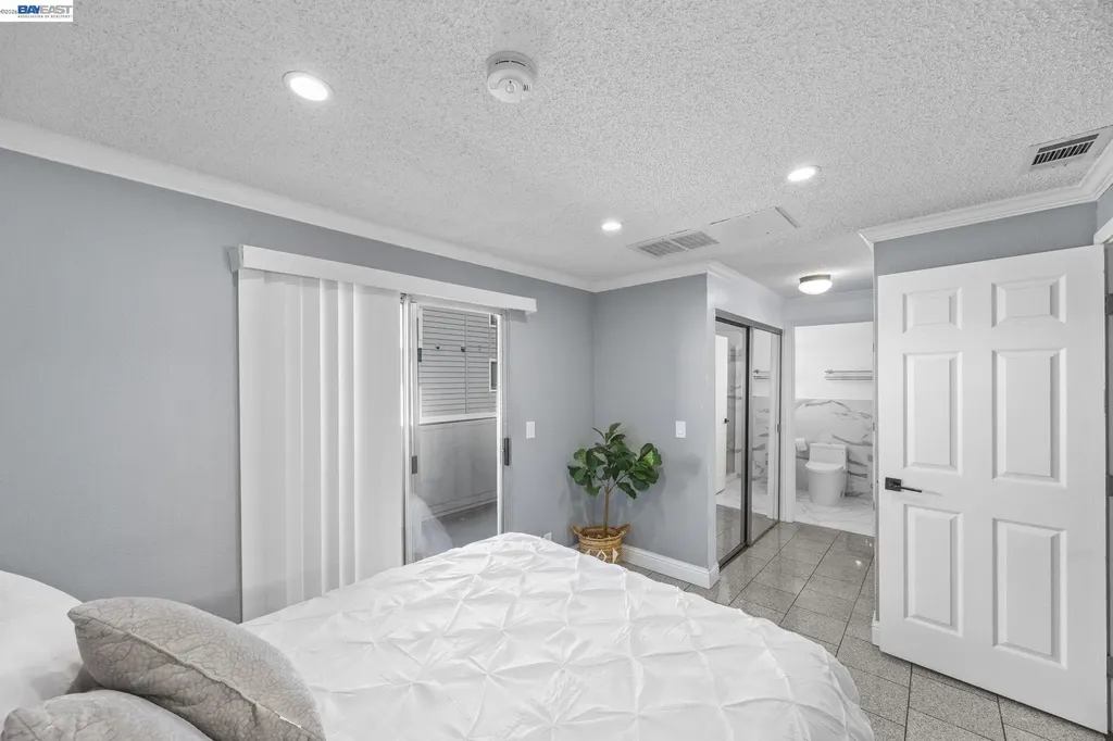 29627 Desert Oak Ct Unit #26 Hayward CA 94544