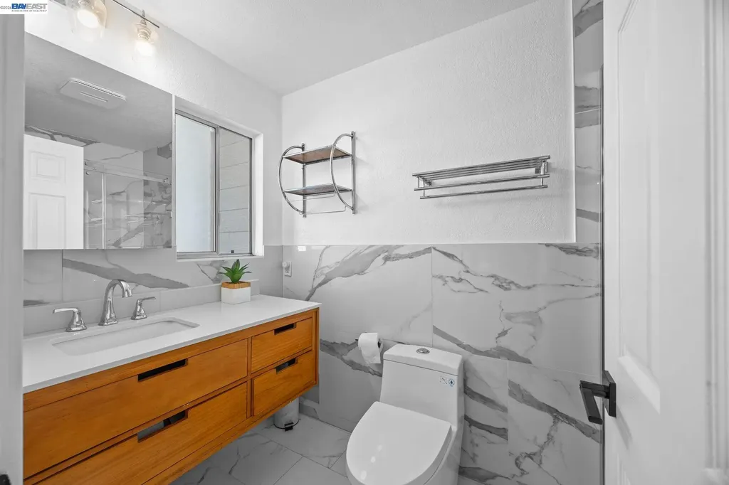 29627 Desert Oak Ct Unit #26 Hayward CA 94544