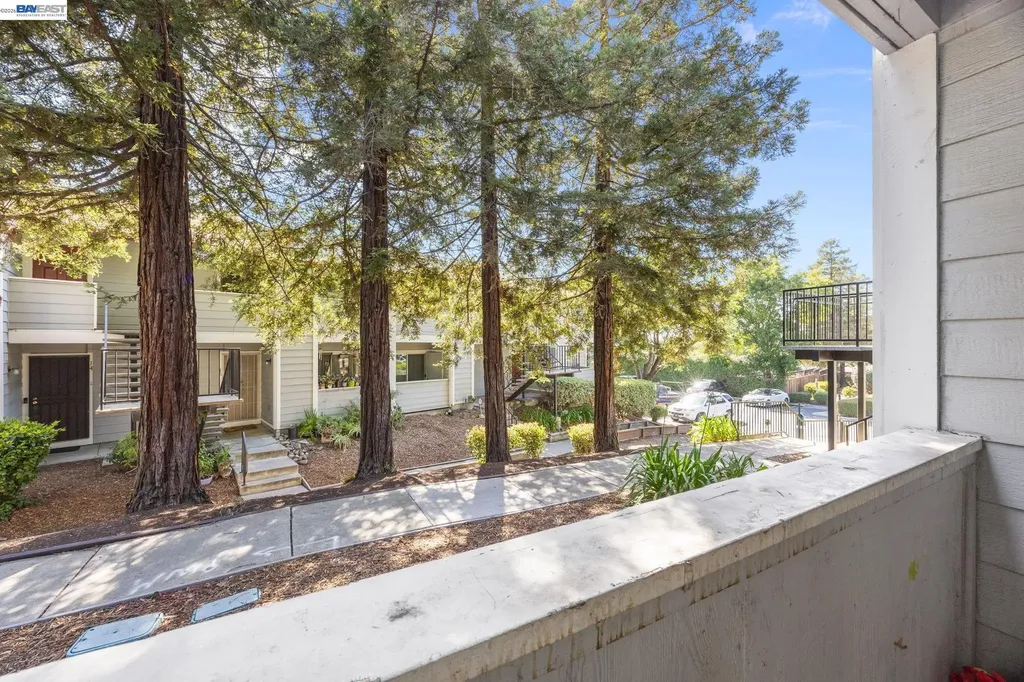 29627 Desert Oak Ct Unit #26 Hayward CA 94544