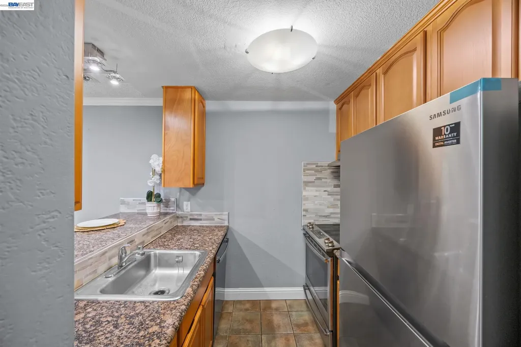 29627 Desert Oak Ct Unit #26 Hayward CA 94544